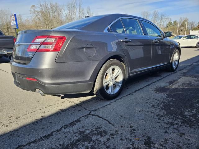 2018 Ford Taurus SEL