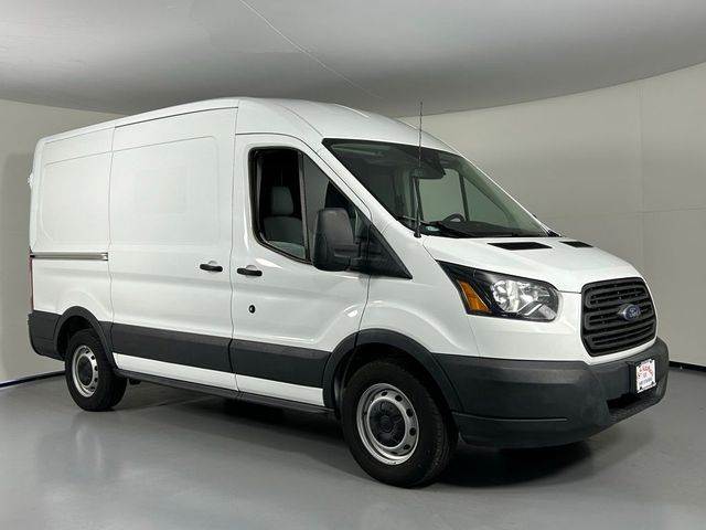 2018 Ford Transit Base