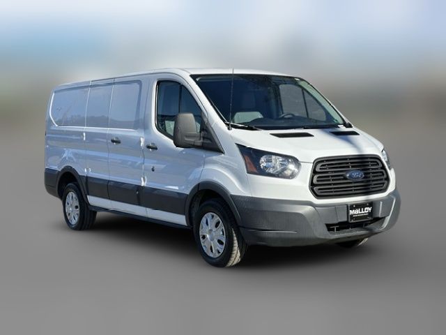 2018 Ford Transit Base