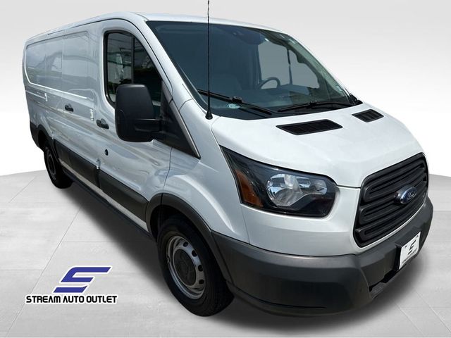 2018 Ford Transit Base