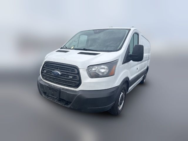 2018 Ford Transit Base