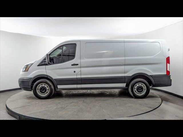 2018 Ford Transit Base