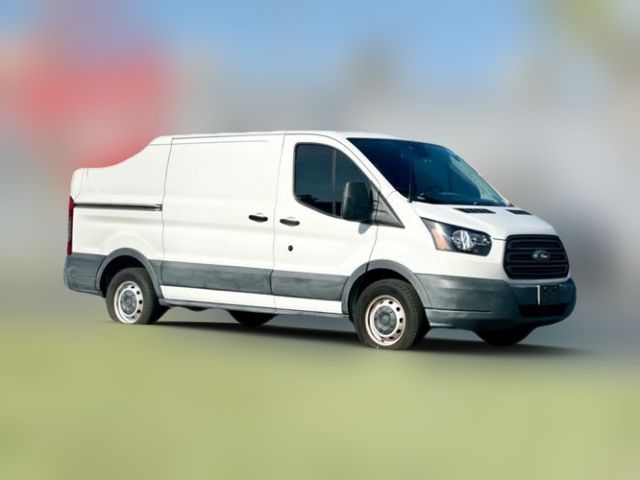 2018 Ford Transit Base