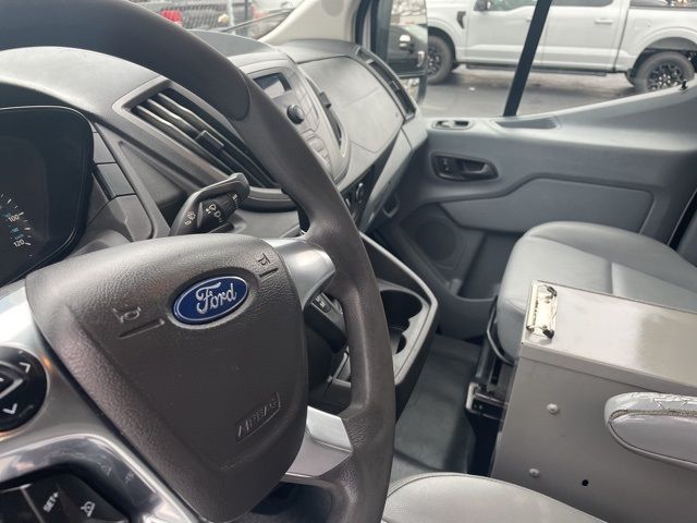 2018 Ford Transit Base