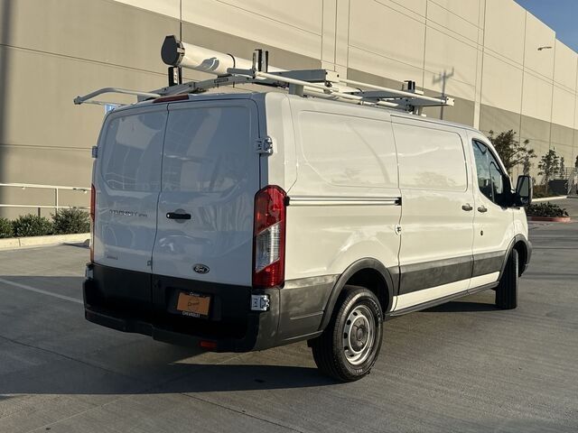 2018 Ford Transit Base