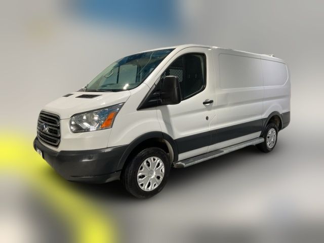 2018 Ford Transit Base