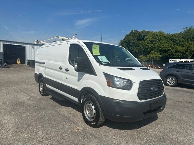 2018 Ford Transit Base