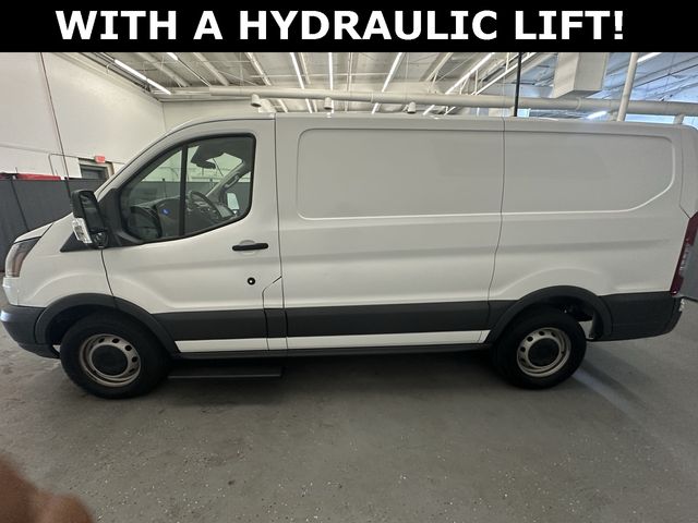 2018 Ford Transit Base