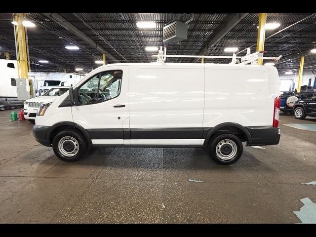 2018 Ford Transit Base