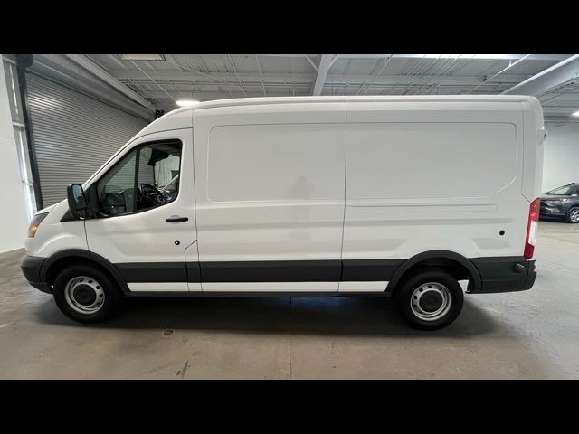 2018 Ford Transit Base