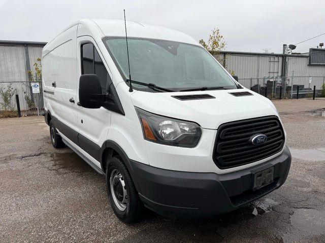 2018 Ford Transit Base