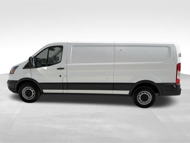 2018 Ford Transit Base