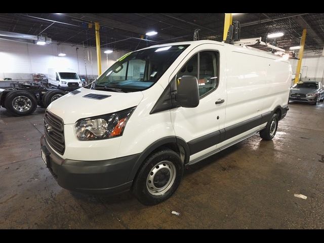 2018 Ford Transit Base