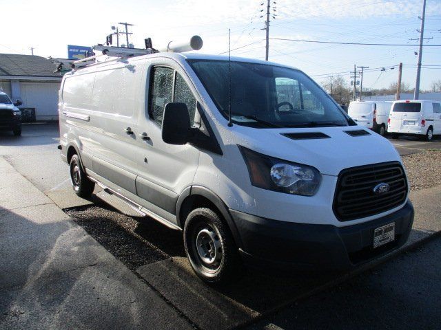 2018 Ford Transit Base