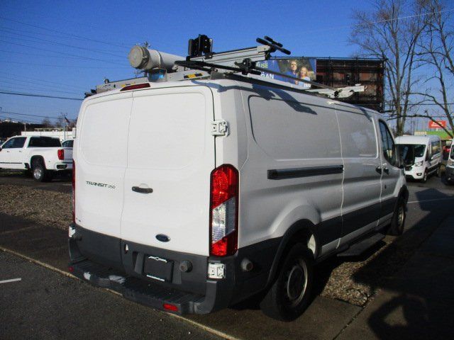2018 Ford Transit Base