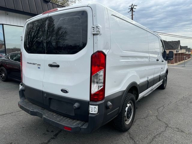 2018 Ford Transit Base