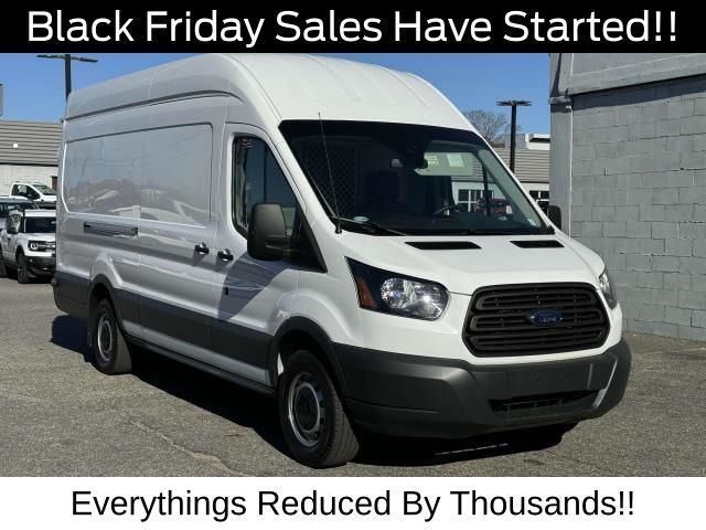 2018 Ford Transit Base