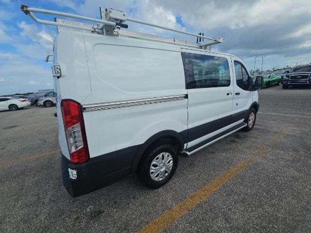 2018 Ford Transit Base