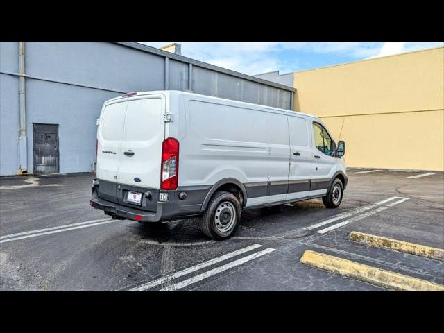 2018 Ford Transit Base