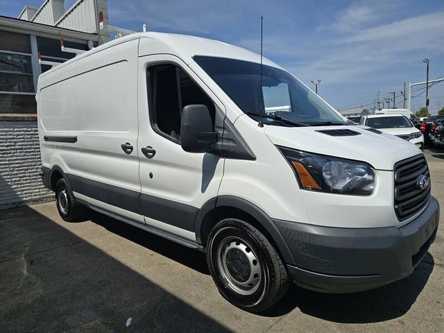 2018 Ford Transit Base