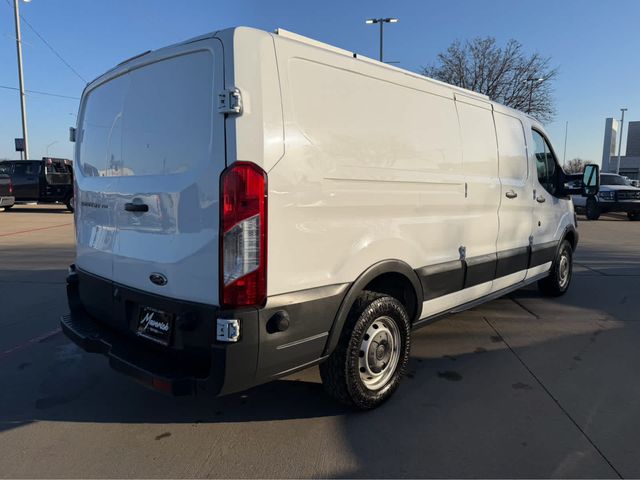2018 Ford Transit Base