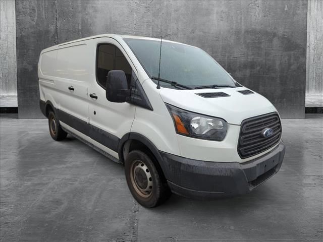 2018 Ford Transit Base