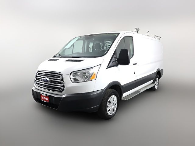 2018 Ford Transit Base