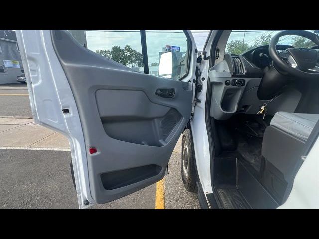 2018 Ford Transit Base