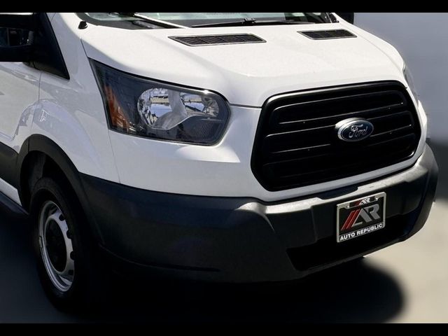 2018 Ford Transit Base