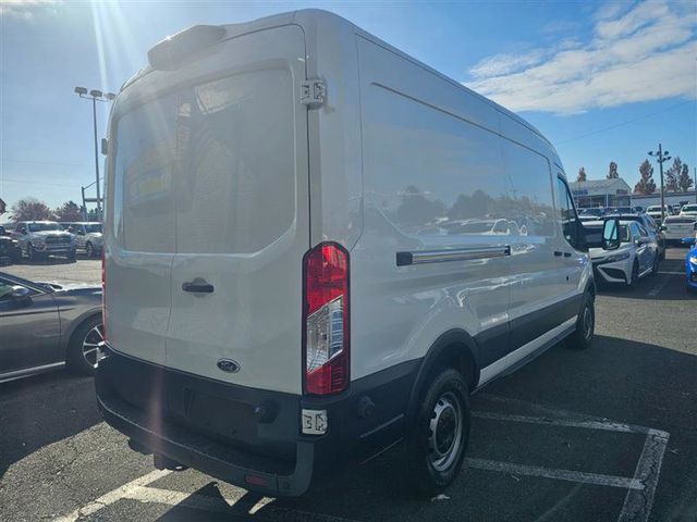 2018 Ford Transit Base