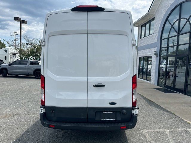 2018 Ford Transit Base