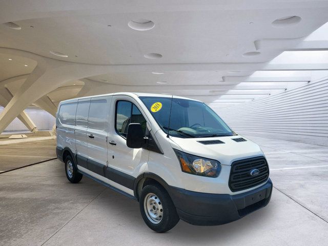 2018 Ford Transit Base