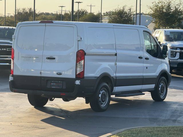 2018 Ford Transit Base