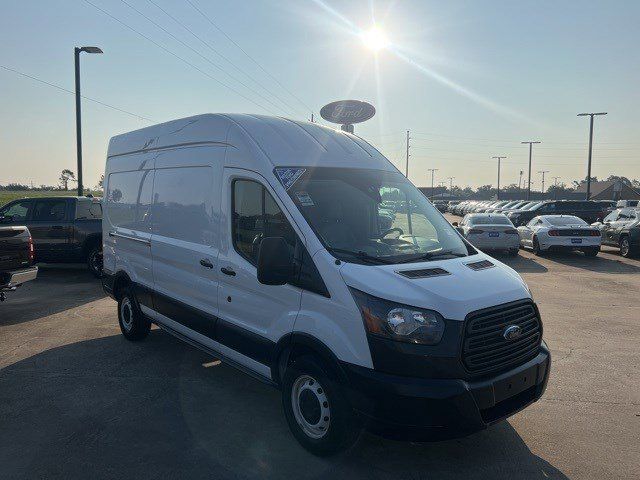 2018 Ford Transit Base