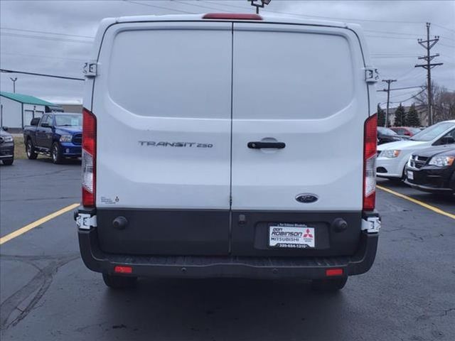 2018 Ford Transit Base