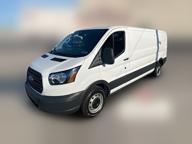 2018 Ford Transit Base