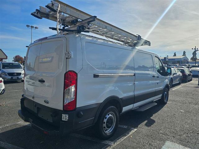 2018 Ford Transit Base