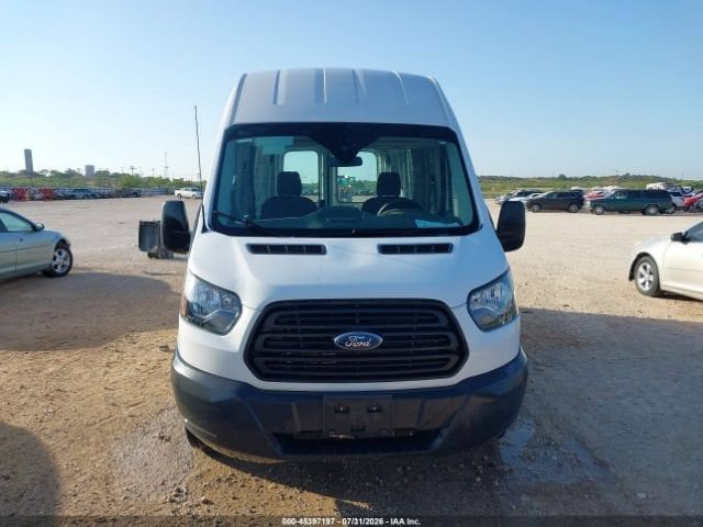 2018 Ford Transit Base