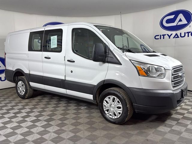 2018 Ford Transit Base