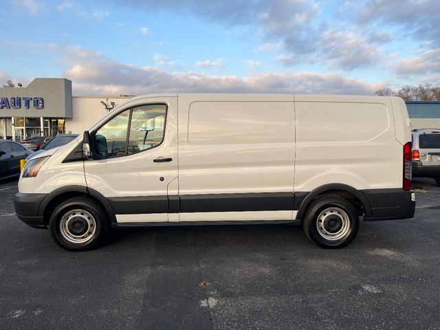 2018 Ford Transit Base