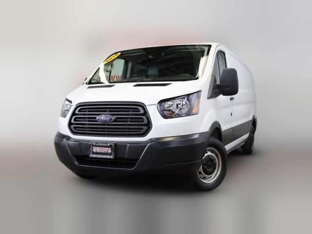 2018 Ford Transit Base