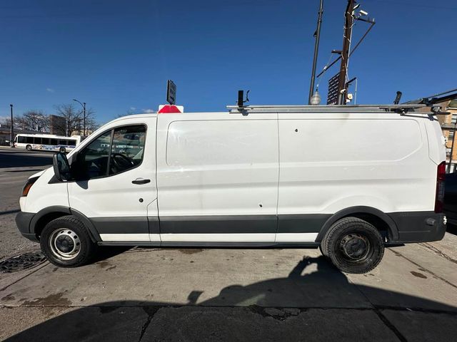 2018 Ford Transit Base