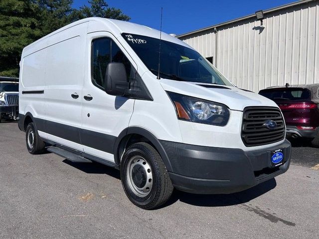 2018 Ford Transit Base