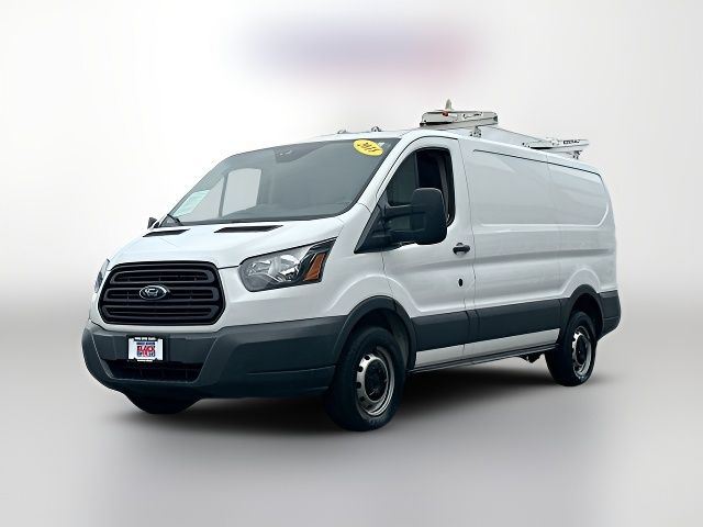 2018 Ford Transit Base