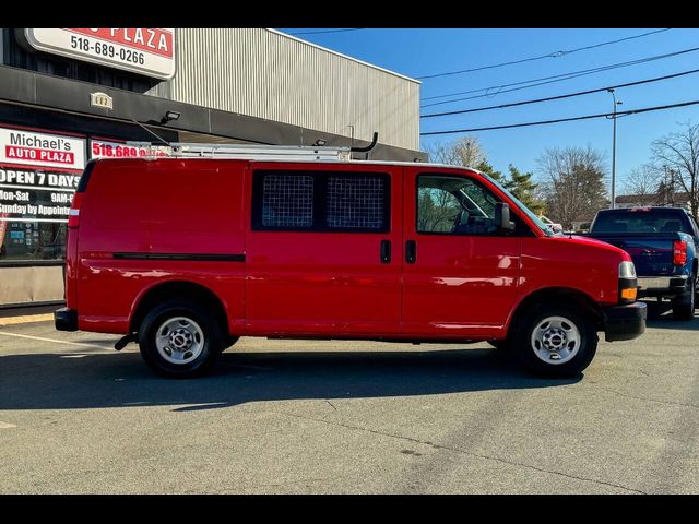 2018 GMC Savana Base