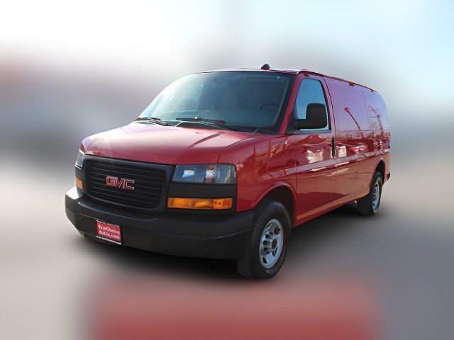 2018 GMC Savana Base