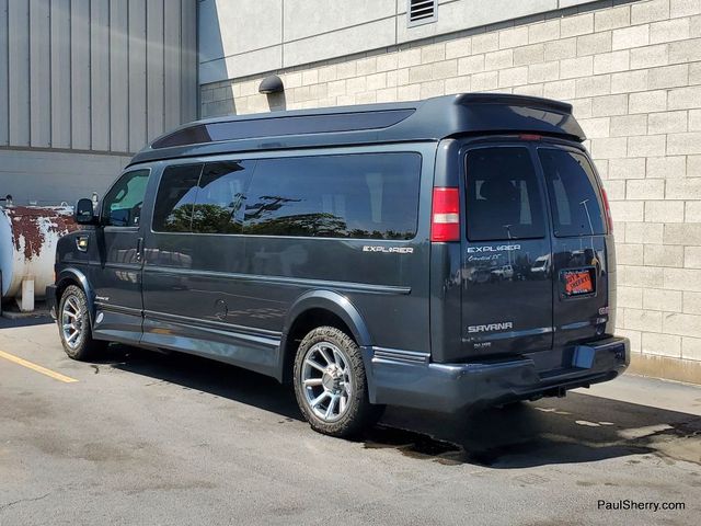 2018 GMC Savana Base