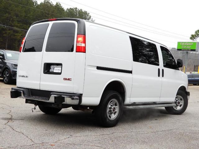 2018 GMC Savana Base