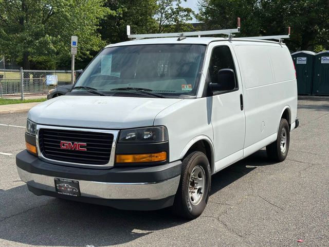 2018 GMC Savana Base