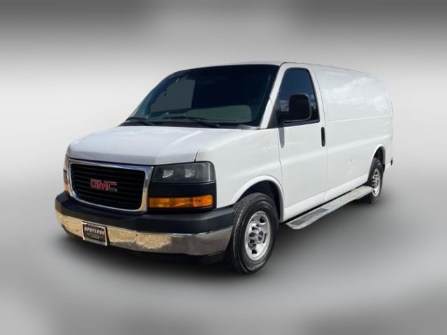 2018 GMC Savana Base